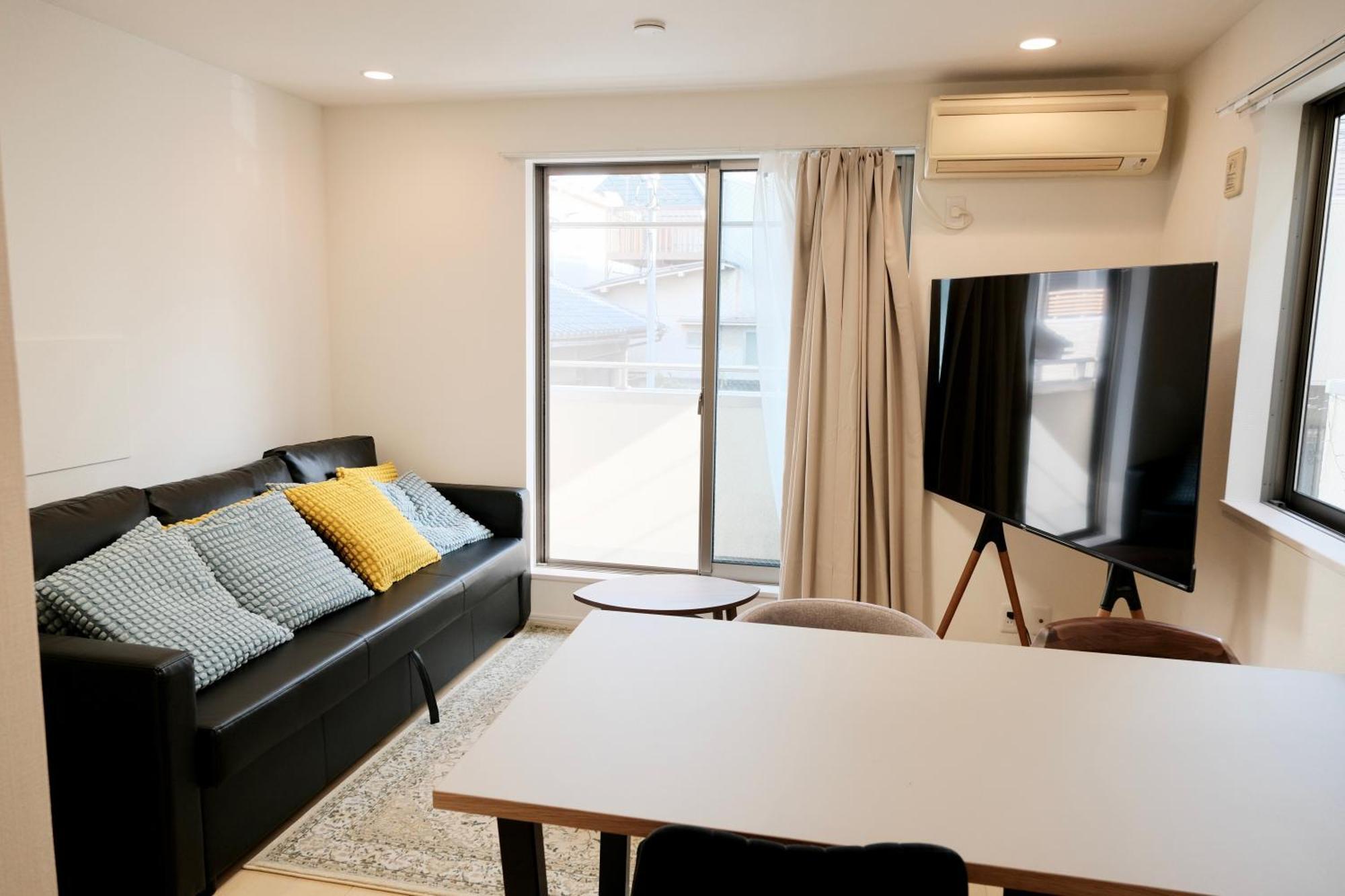 100㎡ Cozy In Shinjuku｜jr Shin-okubo Sta. 7mins. * Tokyo prefektur